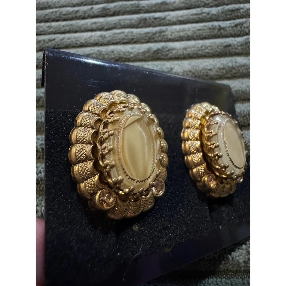 Vintage W. Germany Gold Tone Oval‎ Clip On Earrings Elegant Rhinestone Accents